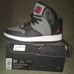 Girls Jordan Flight